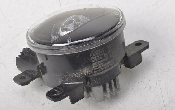 Articolo 7GC66 - FEND DX/SX PEUG 2008 01/19>/3008 01/20>