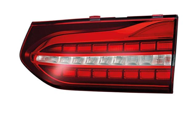Articolo G1H87 - FANALE P/DX INT A LED MERC CLASSE E S213 06/20> SW/ALL-TERRAIN