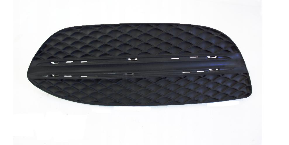 Articolo HR11H - GRIGLIA P/TI A/SX C/FORI MODAN MERCEDES CLASSE C W205 12/13>