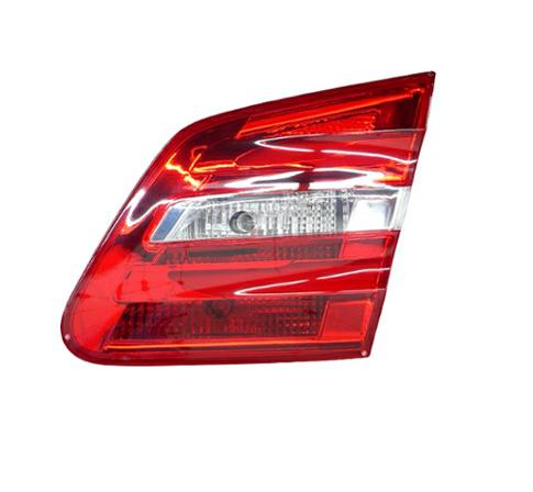Articolo W2BV7 - FANALE P/DX INT A LED MERC CLASSE B W246 11/11>