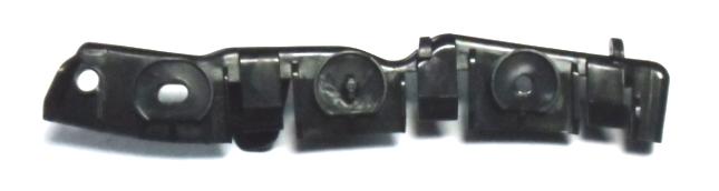 Articolo W8RV8 - STAFFA P/TI A/DX AUDI A3 09/03>06/08 3/5P