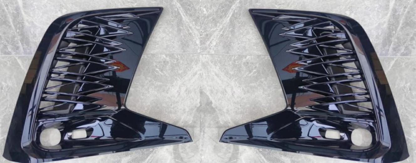 Articolo YN4NV - KIT GRIGL P/TI ANT C/FEND+LUC DI SVOL NR LUC LEXUS NX 22>F-SPORT