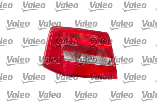 Articolo ZZD7Q - FANALE P/DX EST AUDI A6 01/11>